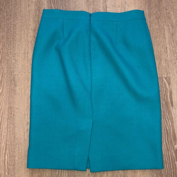 Jcrew no 2 pencil skirt. Wool, size 8. Turquoise. - Picture 3 of 6